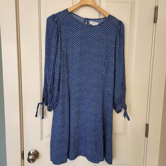 Velvet By Graham And Spencer Marnita Dress Blue White Print Lightweight Large - Picture 3 of 16